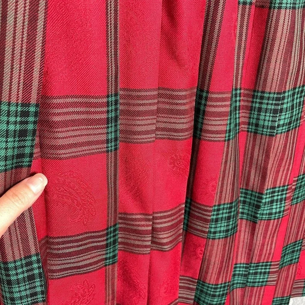 The Unbranded Brand vintage wool